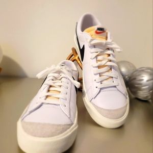 New Nike Blazer Low '77 Vintage Men's Shoes